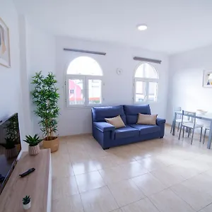 Apartamento Avenida 40, Vecindario (Gran Canaria)